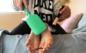 amateur-babe-trained-in-lesbian-foot-fetish-submission
