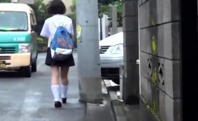 lovely-japanese-schoolgirl-in-tight-panties-voyeur-upskirt
