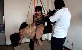 two-beautiful-oriental-babes-getting-tied-up-and-suspended